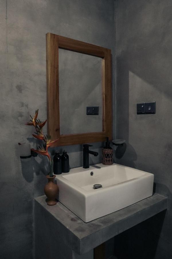 New- Gitano Surf Beachfront Ahangama 호텔 외부 사진